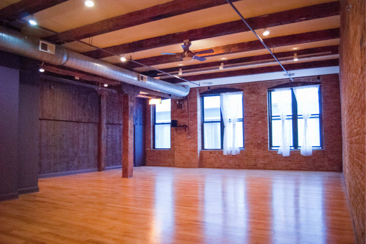 Yoga Loft Studios - Chicago: Read 