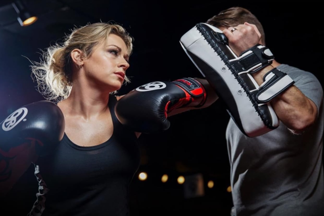 9 round boxing gloves weight