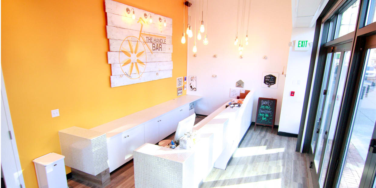the handle bar indoor cycling studio