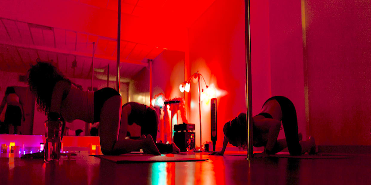 Pole Chair Dance At E Sensual Dance Read Reviews And Book