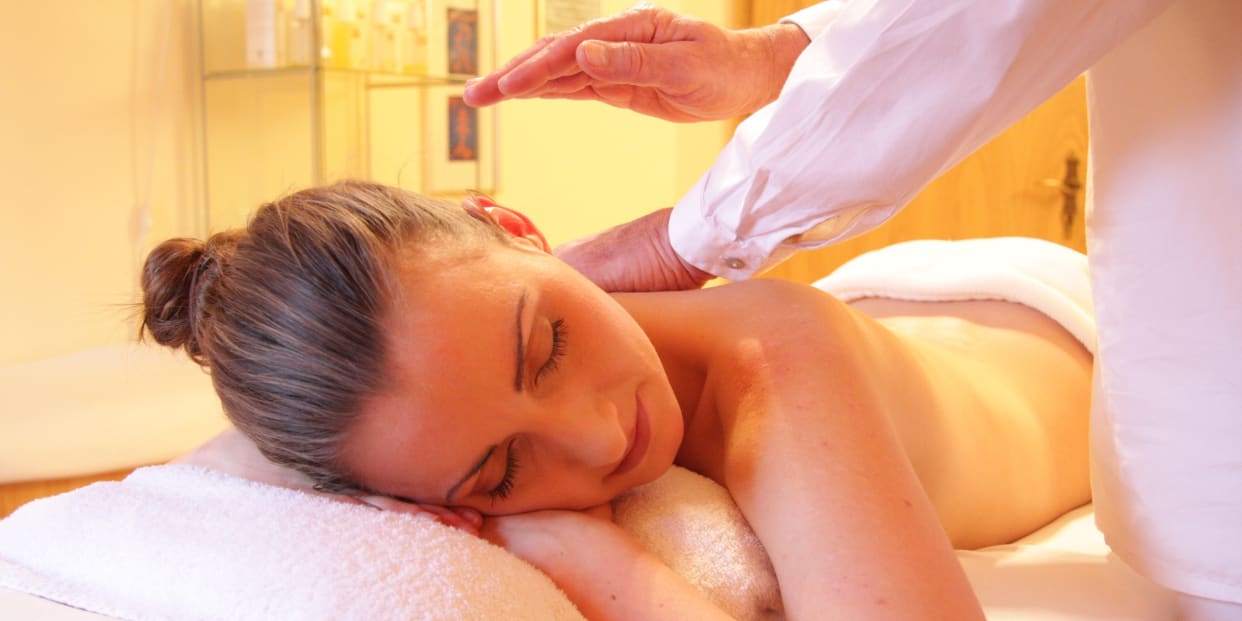 Yoni massage therapie