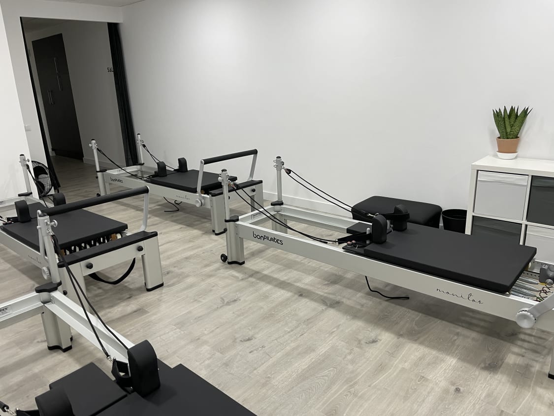 PILATES REFORMER  Pilates Poblenou