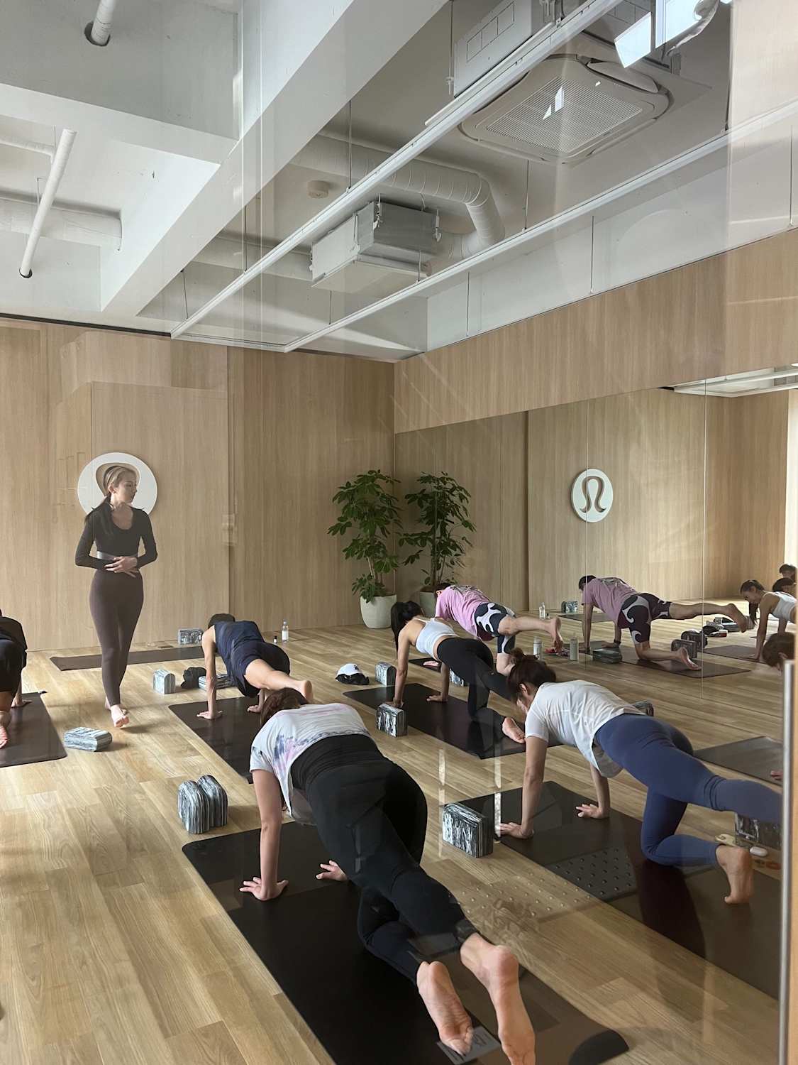IGNITE PERFORMANCE LAB with lululemon: Read Reviews and Book