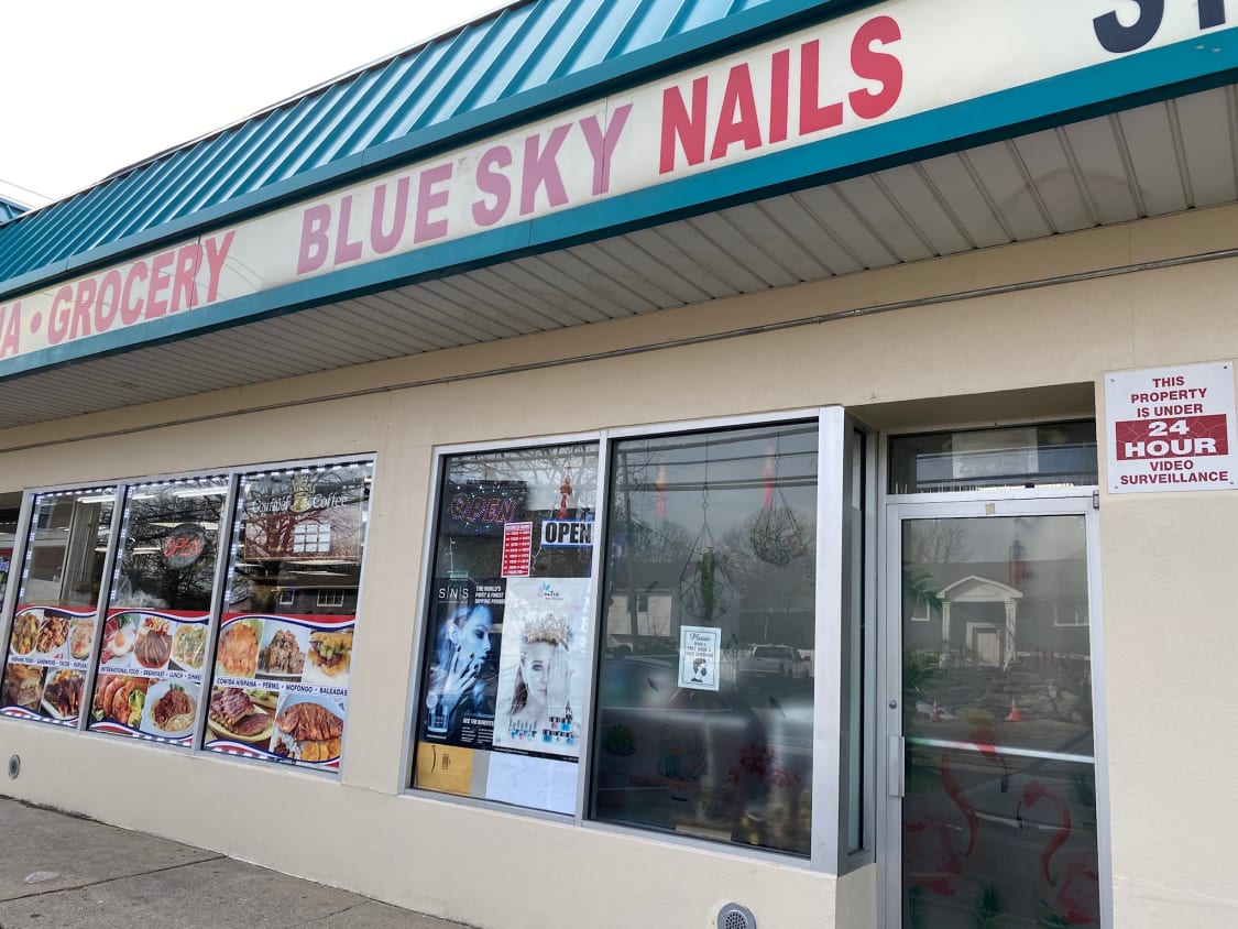 Sky nail deals salon