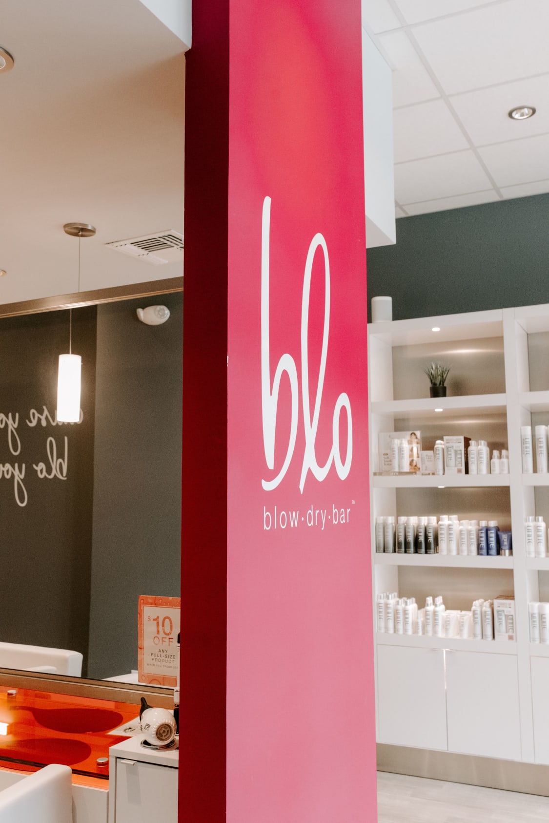 Blo Blow Dry Bar - St. Petersburg: Read Reviews and Book Classes on  ClassPass