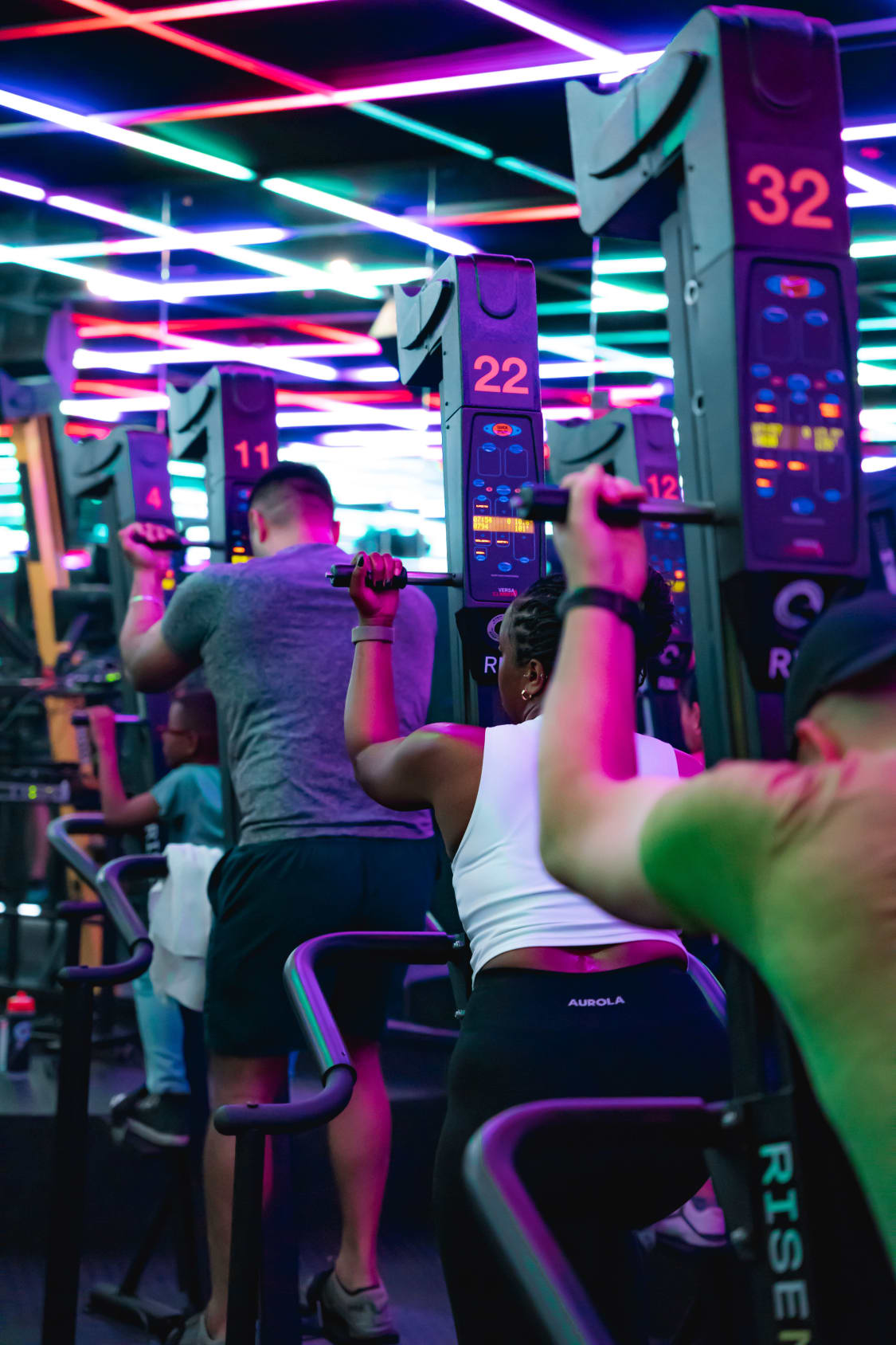 Rise Nation - NoHo: Lies Bewertungen und buche Kurse auf ClassPass