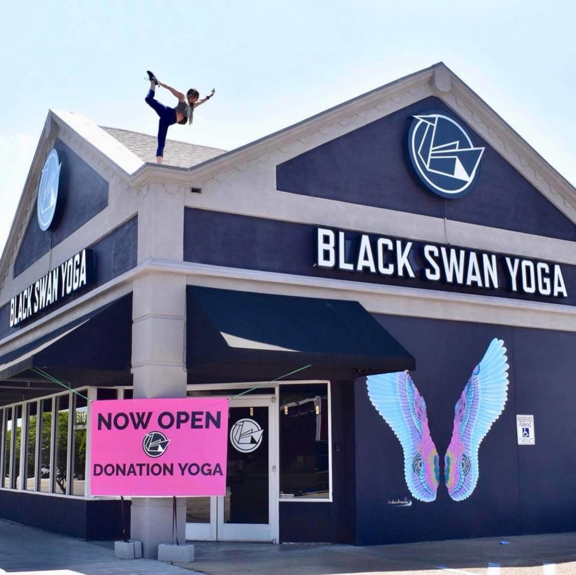 Wellness Wednesdays: Black Swan Yoga, Dallas, Texas