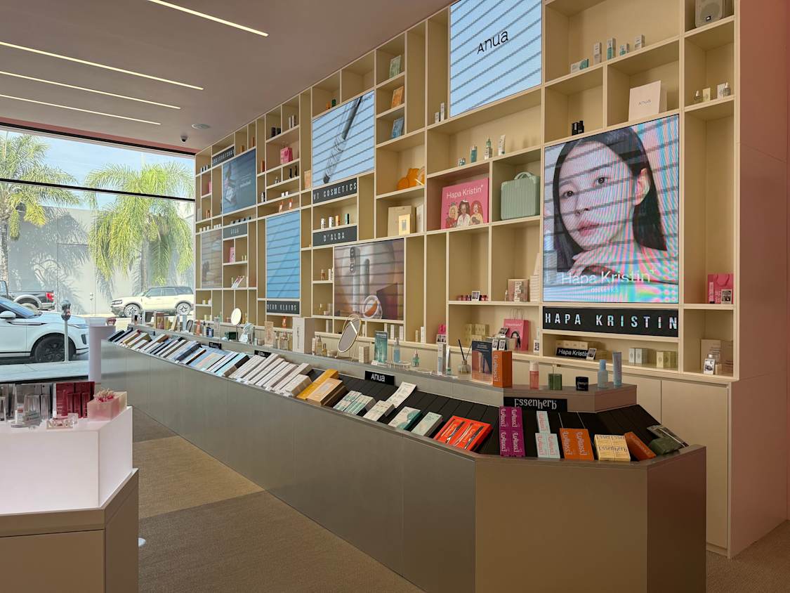アイケア salon SKEYE Optometry & Aesthetics: Read Reviews and Book Classes on