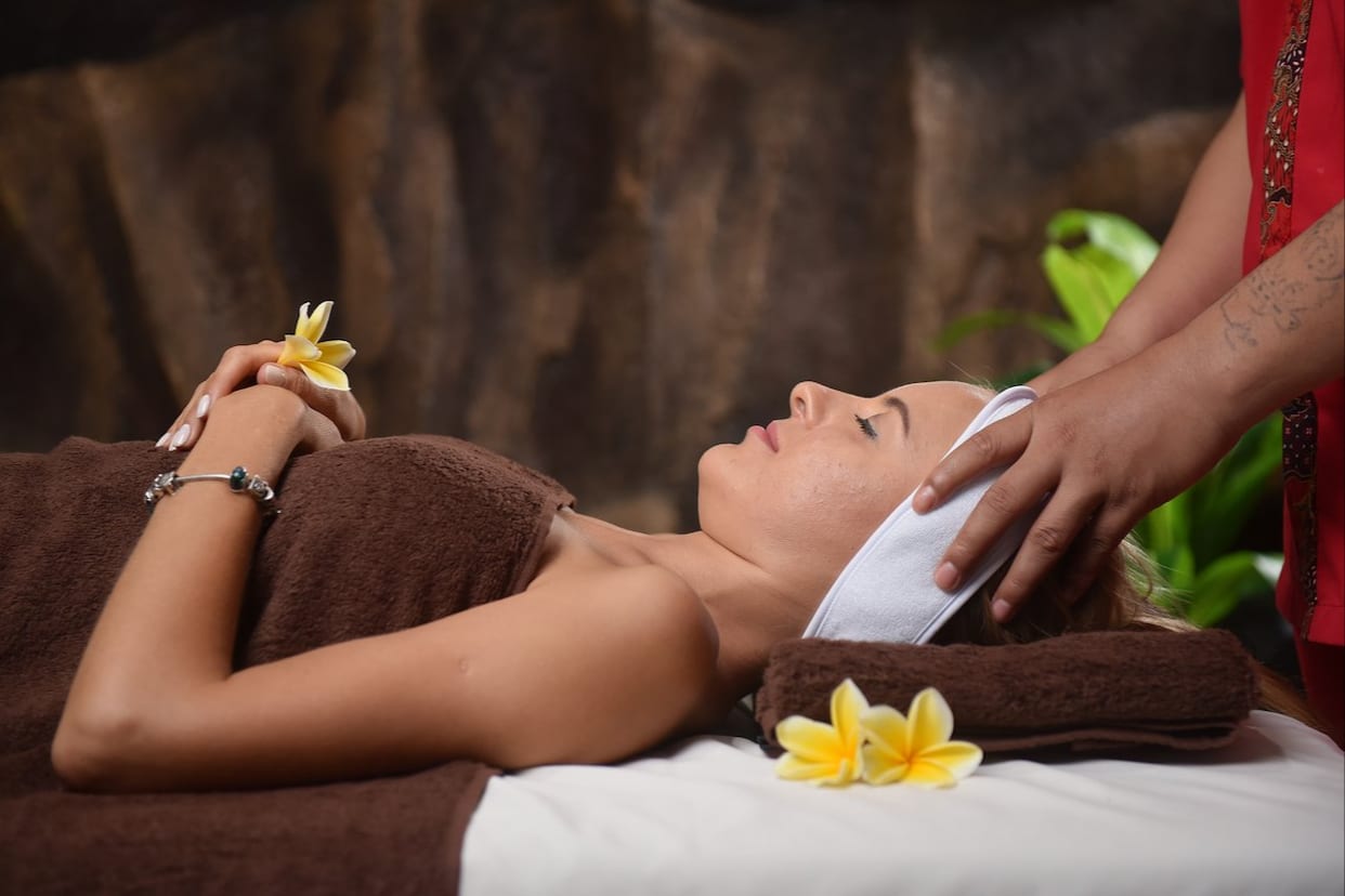 Body Massage with Aroma Therapy at Camelia Spa - Tamblingan: Read Reviews  and Book Classes on ClassPass