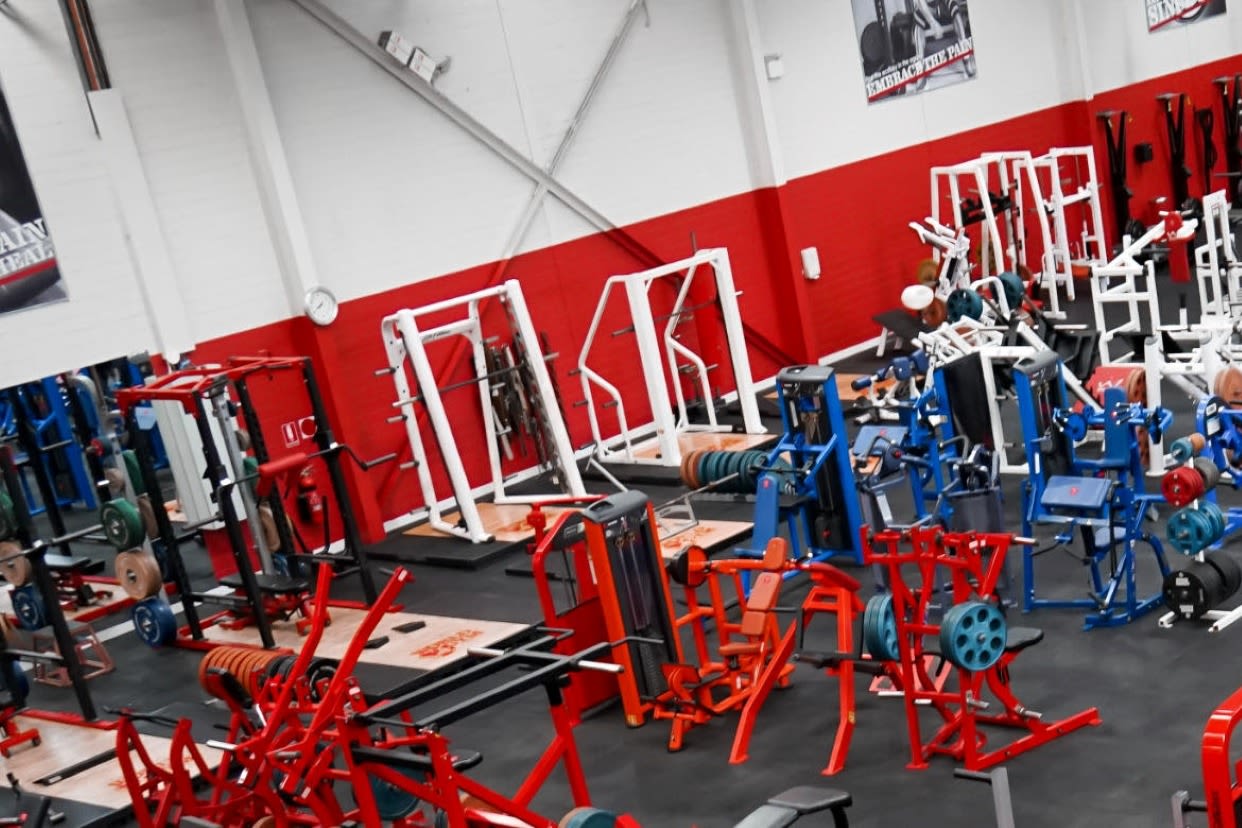 World Gym Northern Beaches Read Reviews and Book Classes on ClassPass