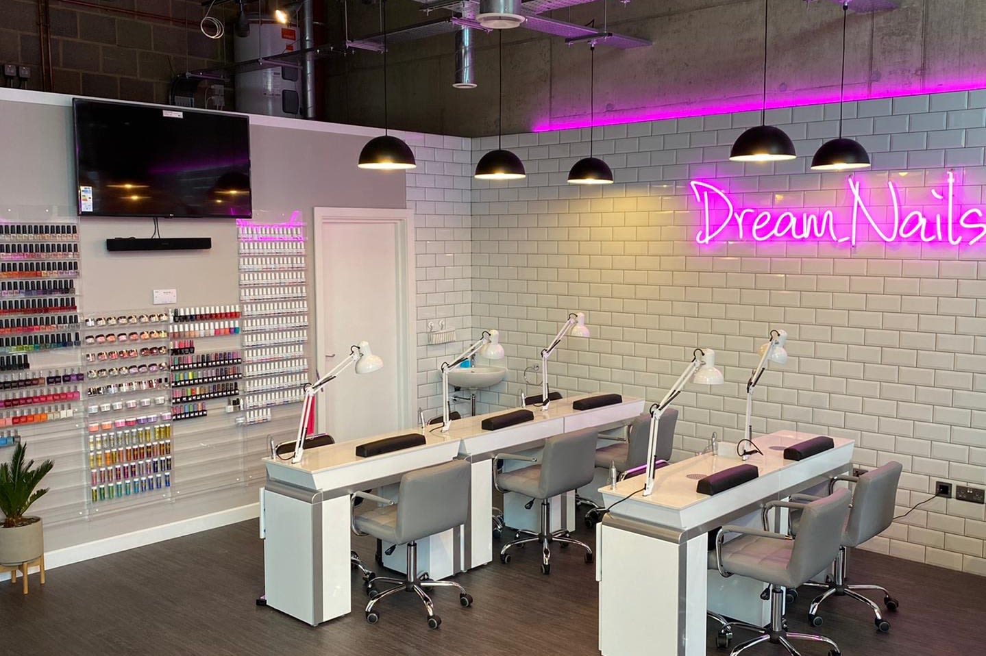 Dream Nails - Blackwall Reach: Read Reviews and Book Classes on ClassPass