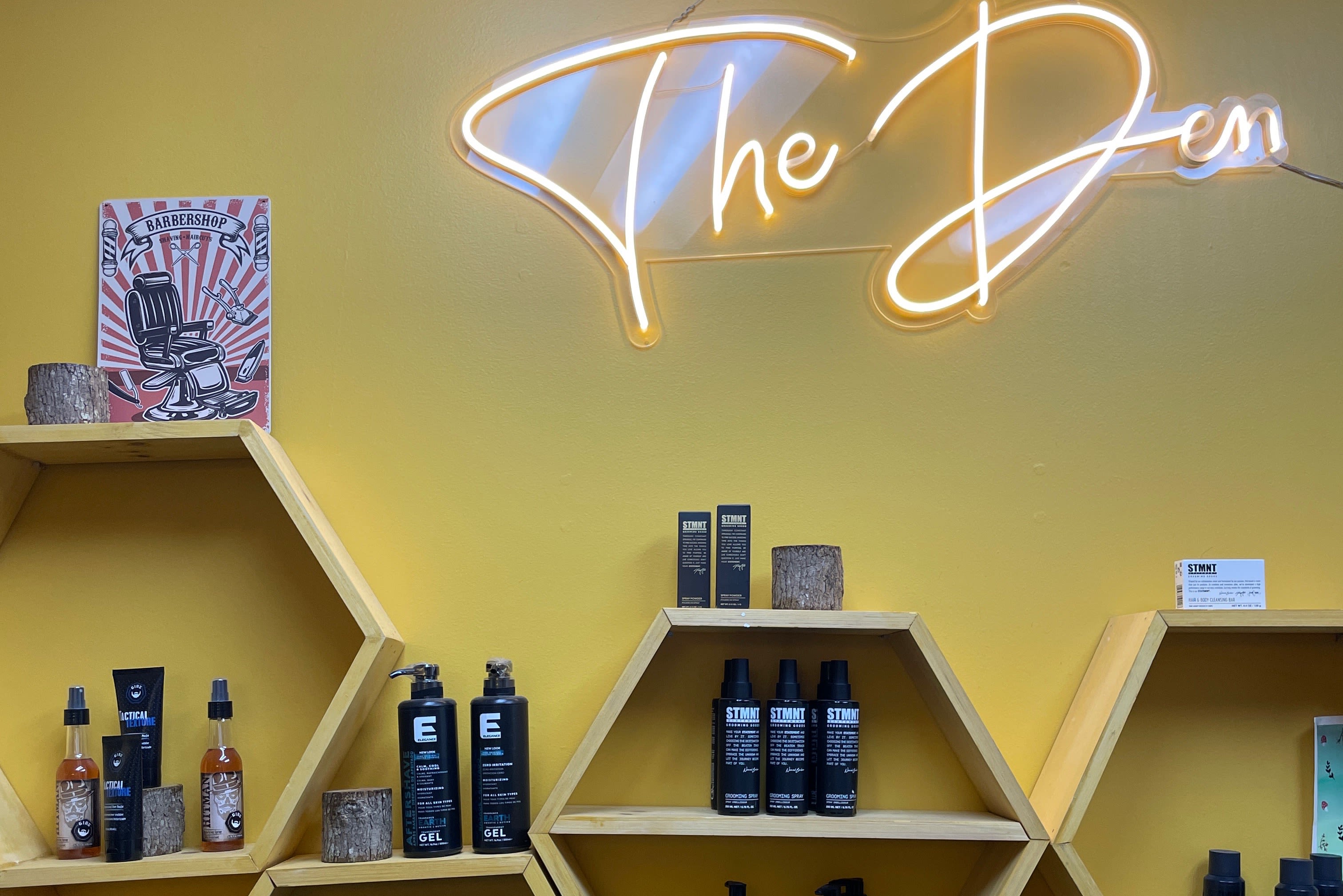 men-s-haircut-at-grizzly-den-barbershop-read-reviews-and-book-classes