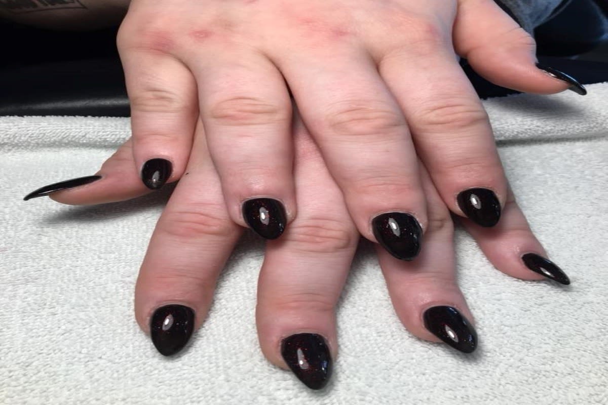 deluxe-nails-spa-read-reviews-and-book-classes-on-classpass