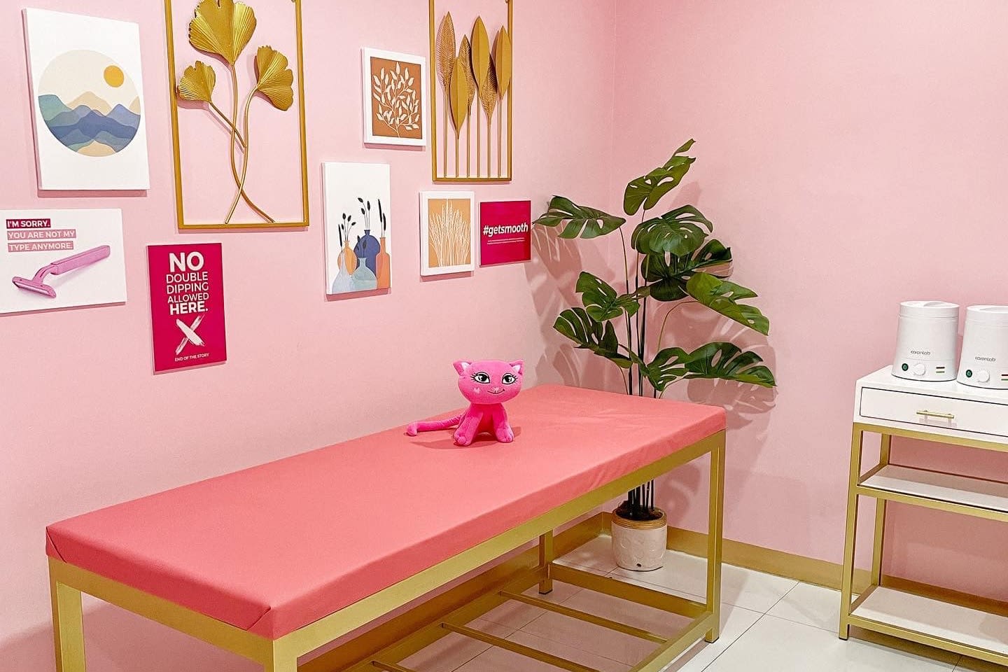 Pink Parlour - Cloverleaf : Lire les avis et réserver des cours sur ...
