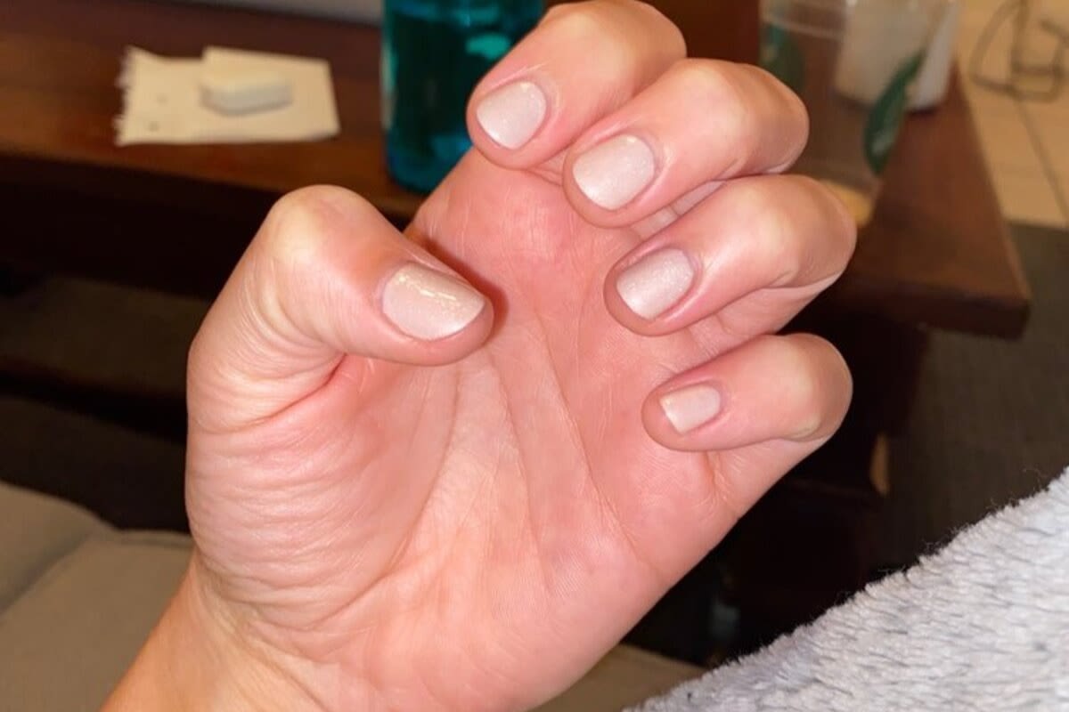 Pedicure à Larchmont Hair and Nails Lire les avis et réserver des