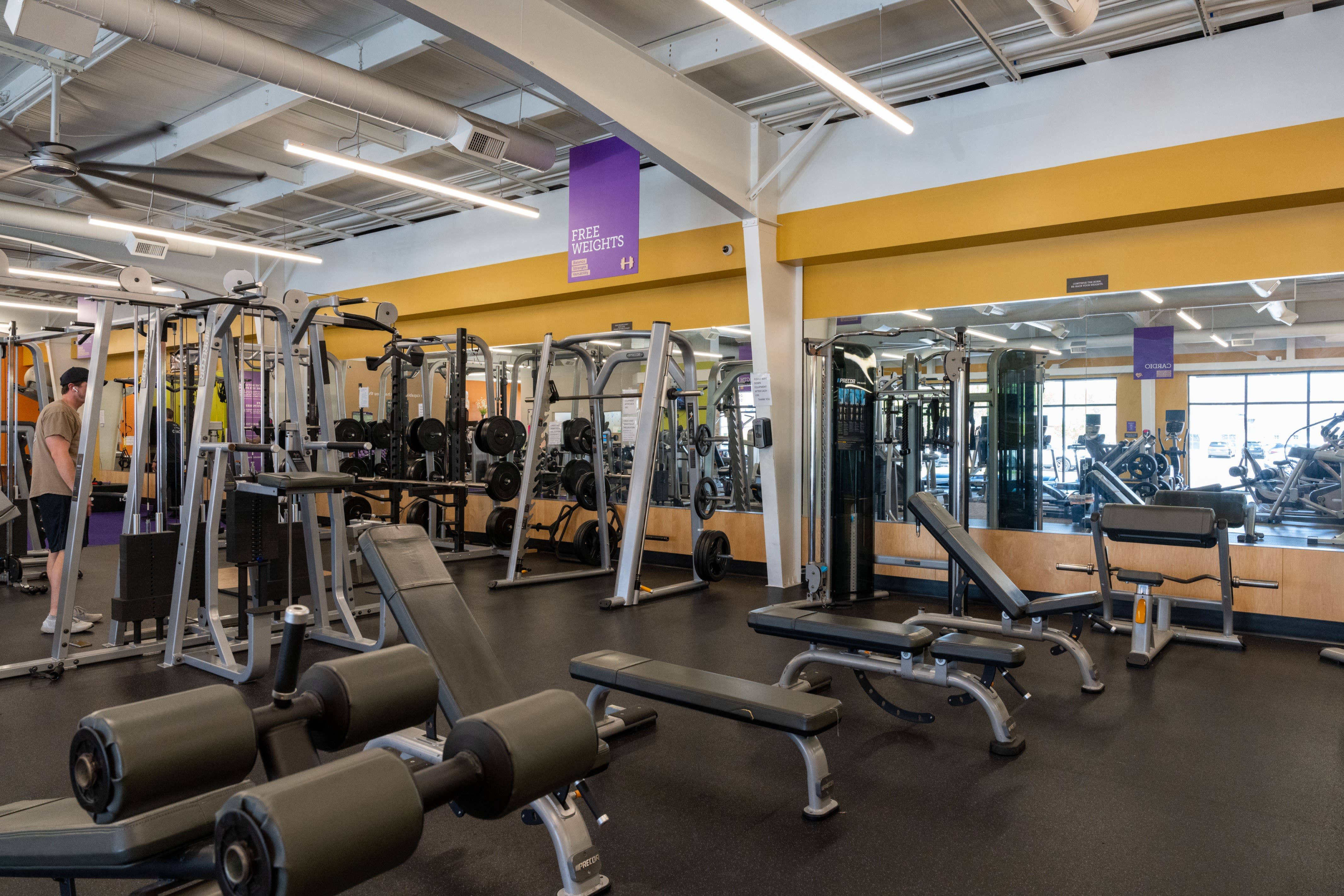 Anytime Fitness - Jeffersonville: Read Reviews and Book Classes on ClassPass