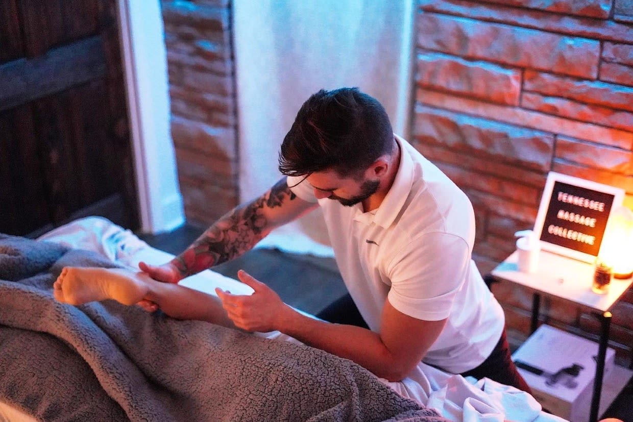 Tennessee Massage Collective Read Reviews and Book Classes on ClassPass