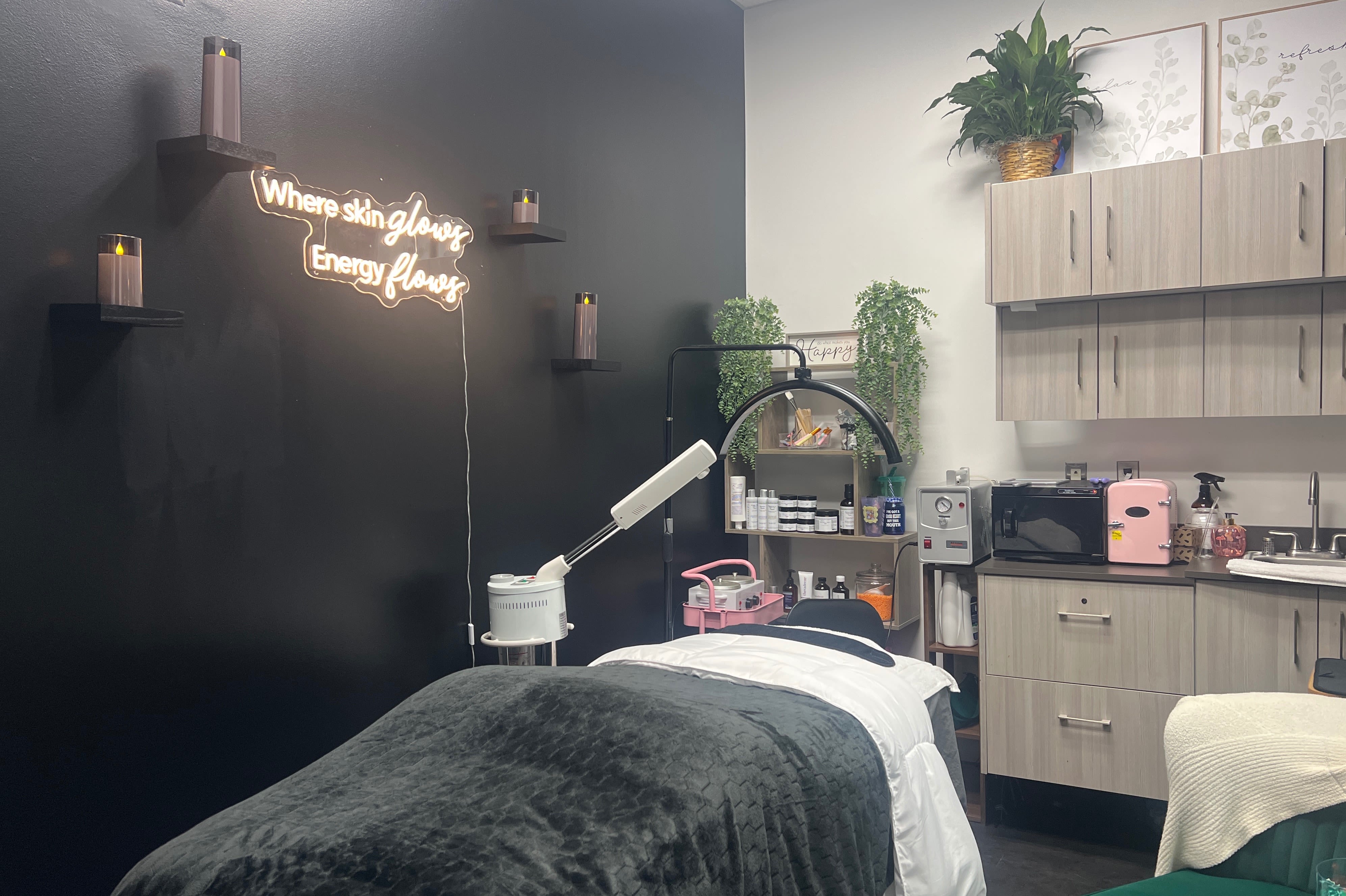 Arch & Glow Studio: Read Reviews and Book Classes on ClassPass