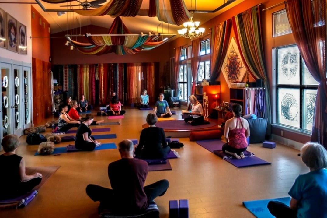 Omm Yoga Studio - Philadelphia: Read Reviews and Book Classes on ClassPass