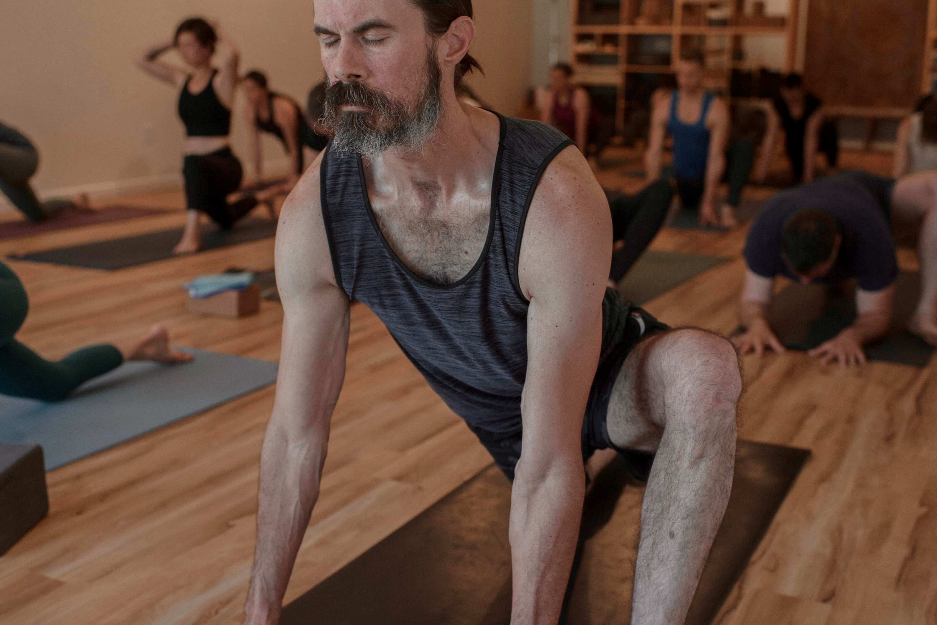 This Land Yoga Läs recensioner och boka pass på ClassPass