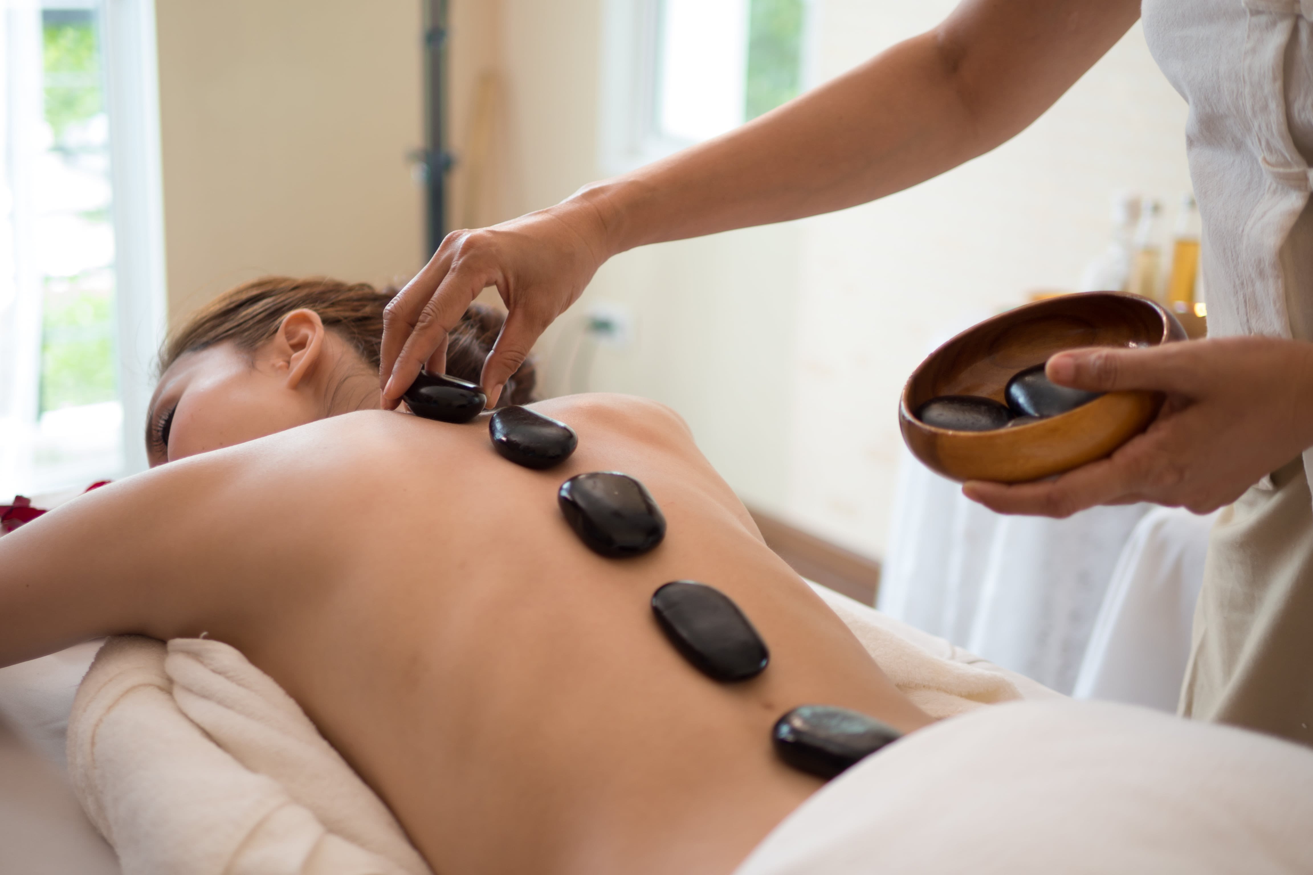 forholdsord skille sig ud vandring Hot Stone Massage at Thai Massage: Read Reviews and Book Classes on  ClassPass