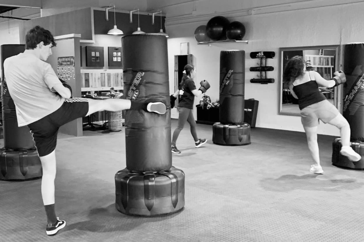 Coastal Kickboxing & Training Read Reviews and Book Classes on ClassPass