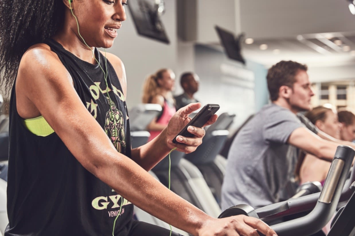 Gold's Gym Germantown Read Reviews and Book Classes on ClassPass