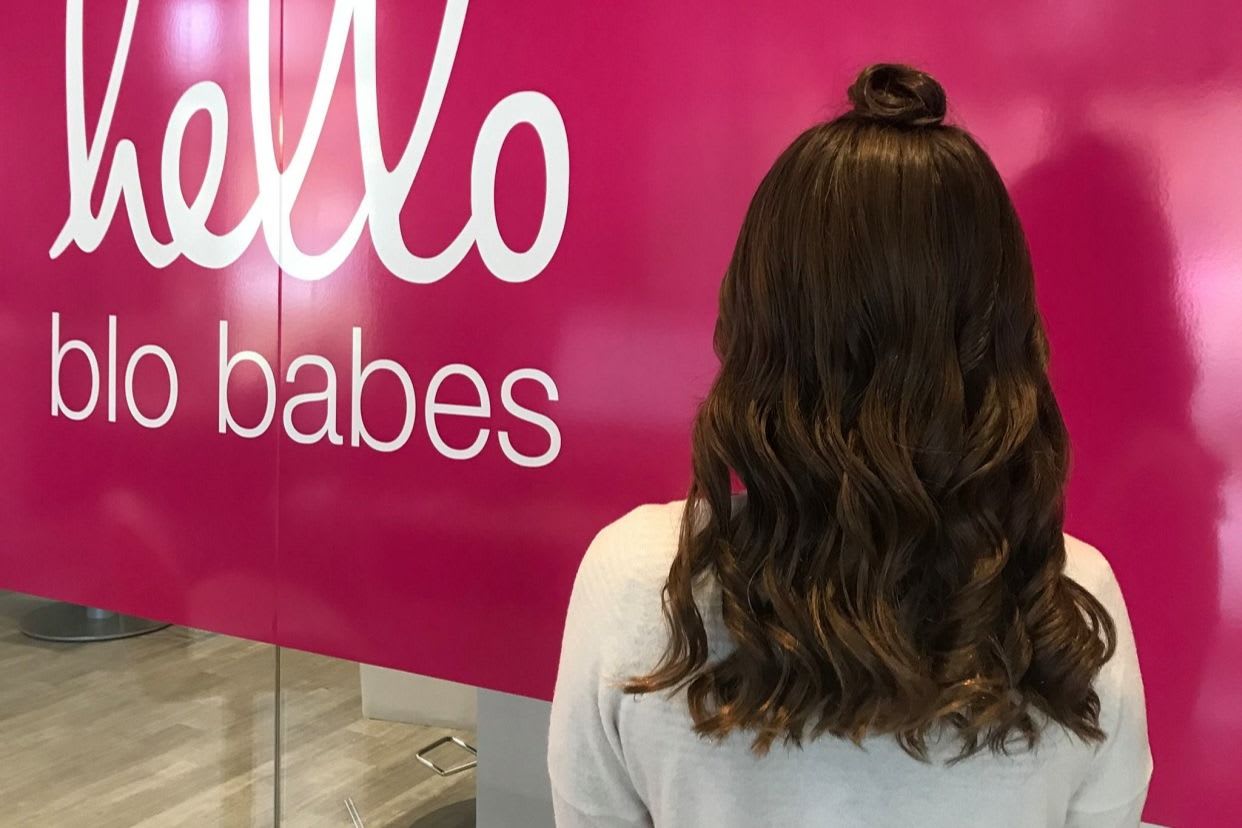 Blo Blow Dry Bar - Burlington : Lire les avis et réserver des cours sur  ClassPass