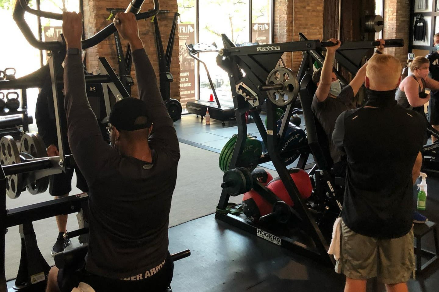 LIFT Lincoln Park lê avaliações e reserva aulas na ClassPass