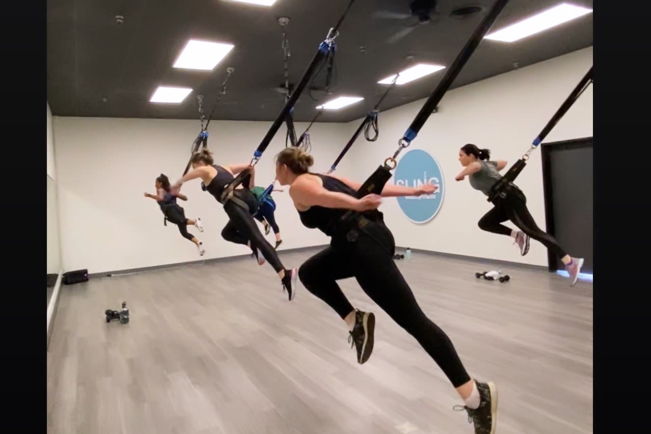 All Level Bungee Class, Studio Bungee