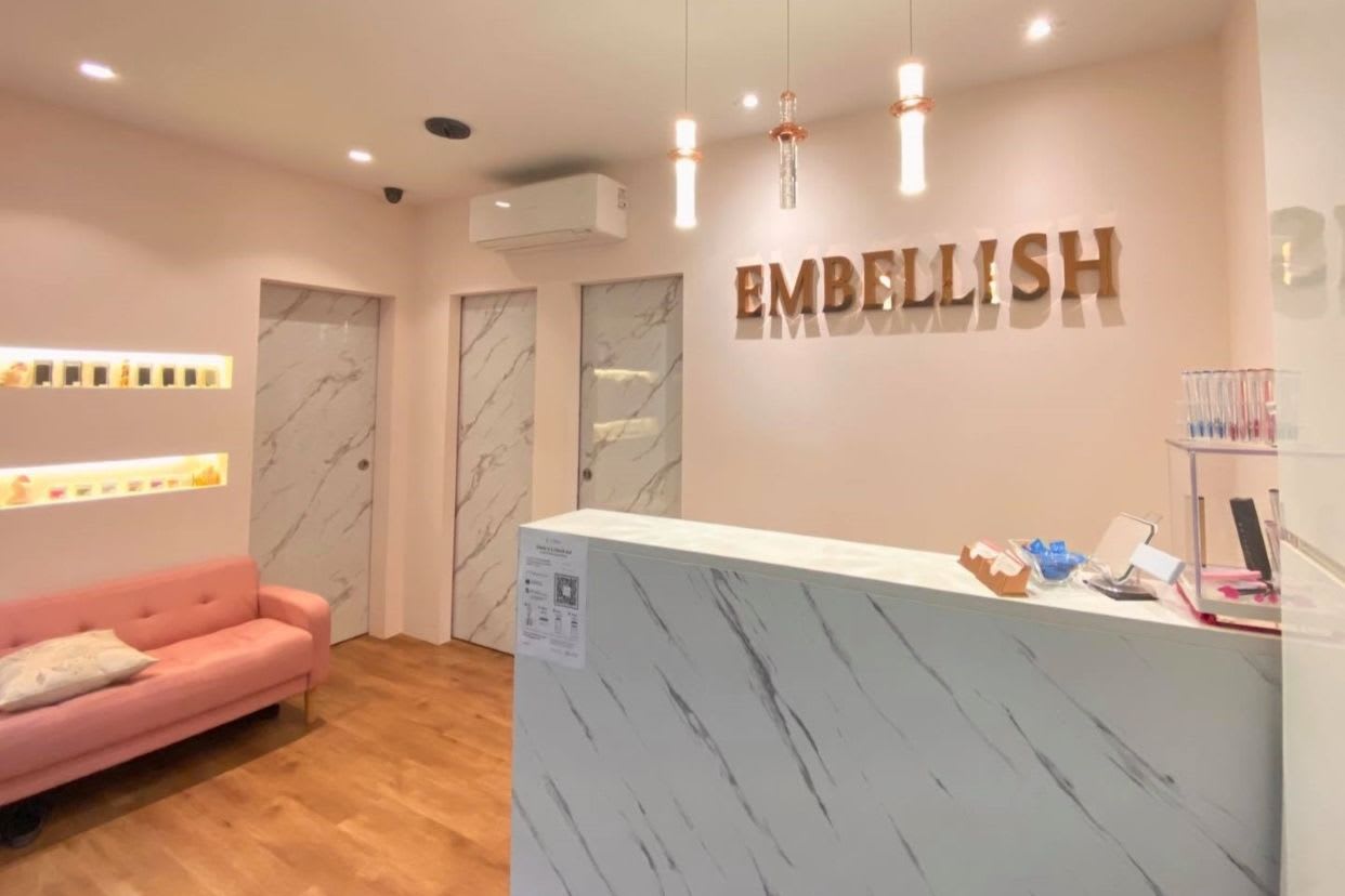 Embellish Lab. Lash Read Reviews and Book Classes on ClassPass