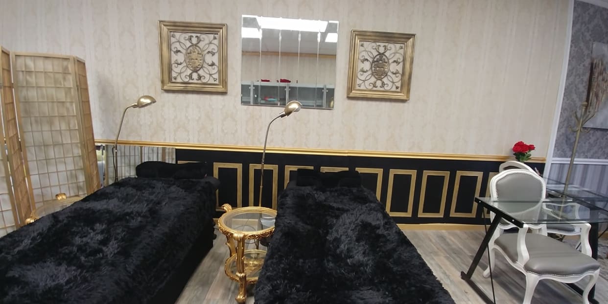 Red Carpet Luxury Spa Read Reviews and Book Classes on ClassPass