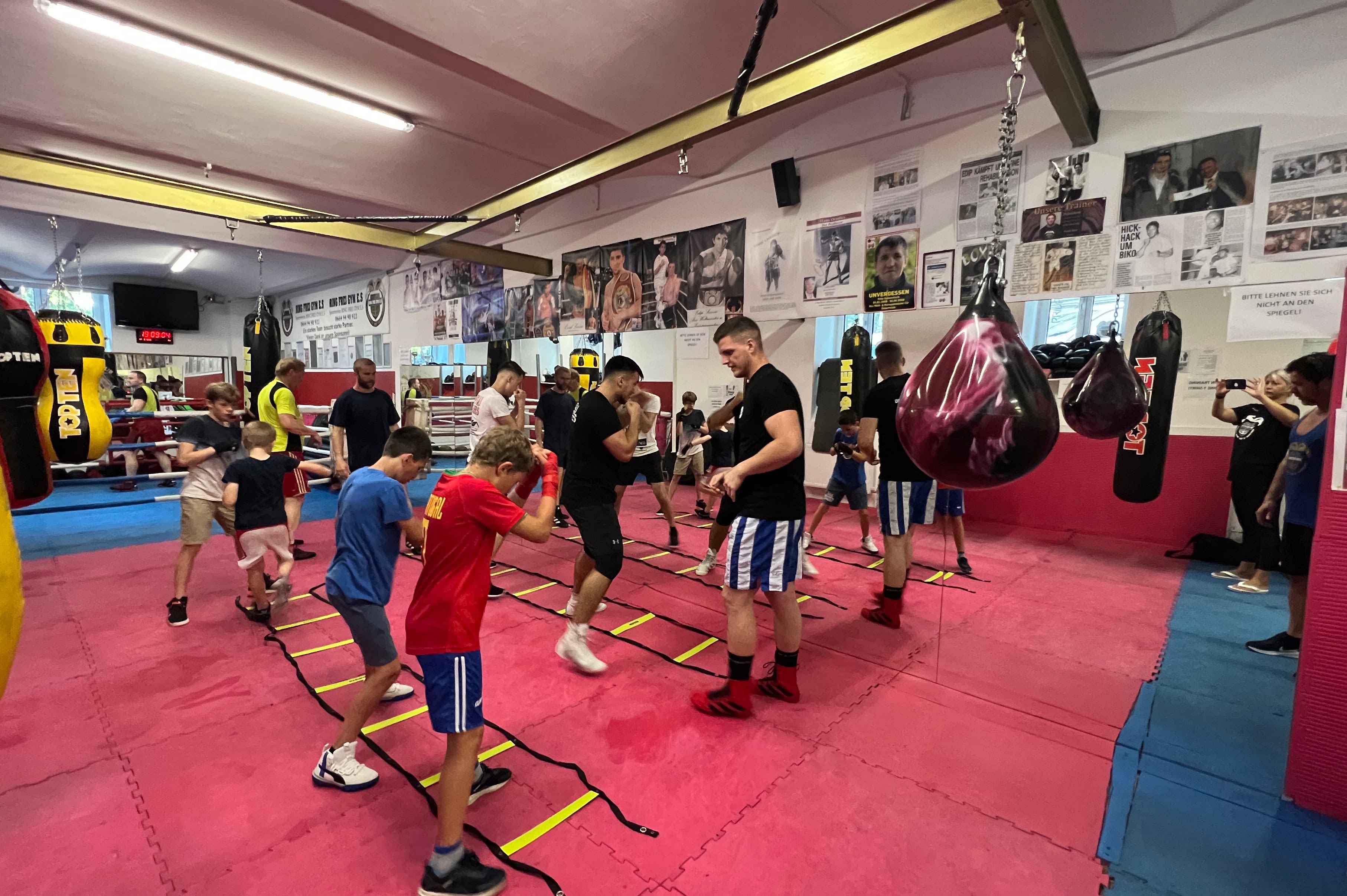 Kolibrie Arab enthousiast Ring Frei Gym: Read Reviews and Book Classes on ClassPass