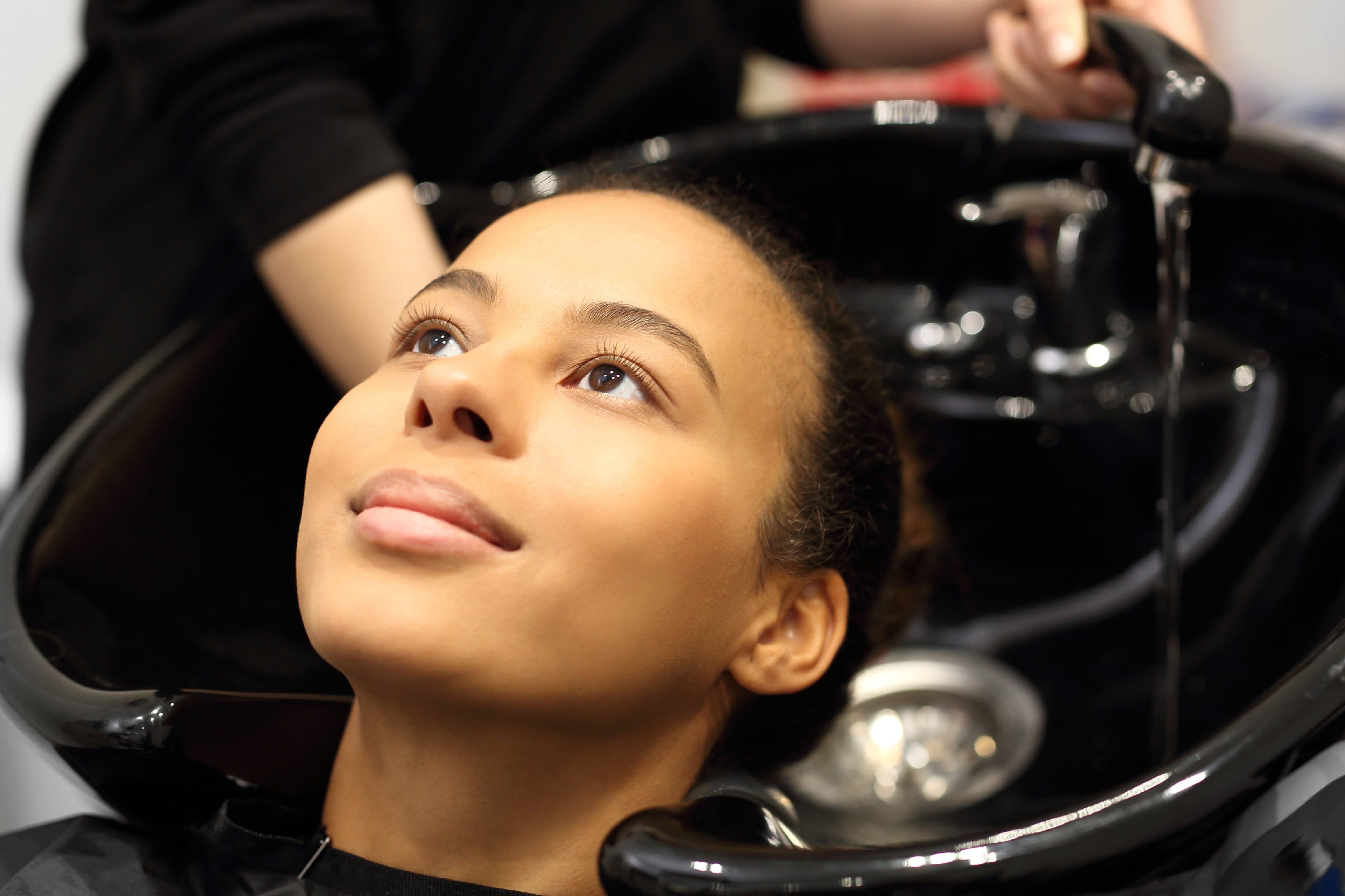 Leah's Salon Read Reviews and Book Classes on ClassPass