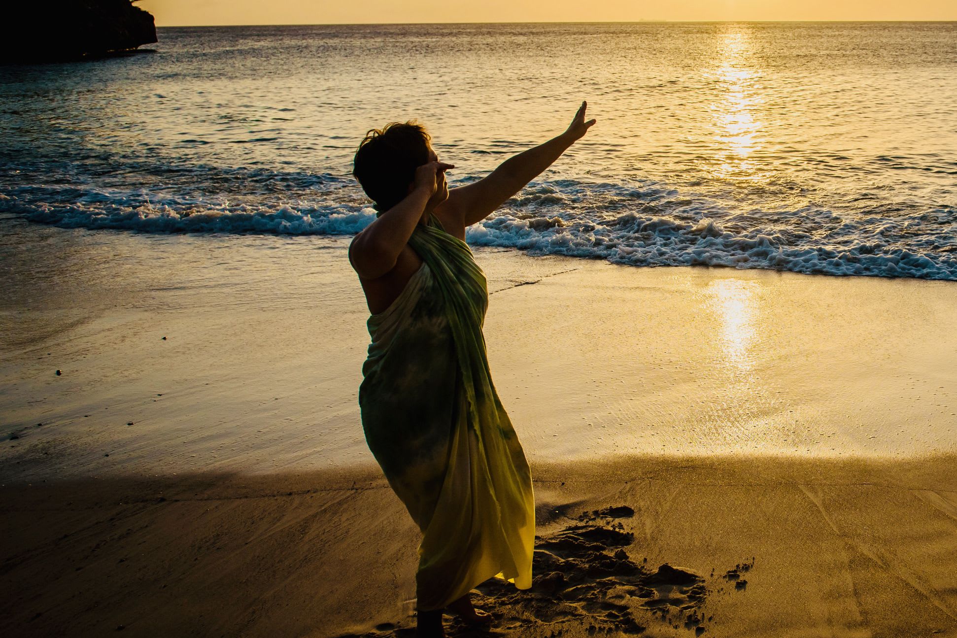 Teanini Roth Gateway to Hula: Read Reviews and Book Classes on ClassPass