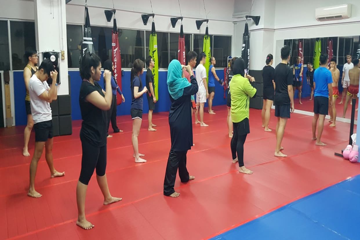 Fighter Fitness Singapore Jurong East Läs recensioner och boka pass