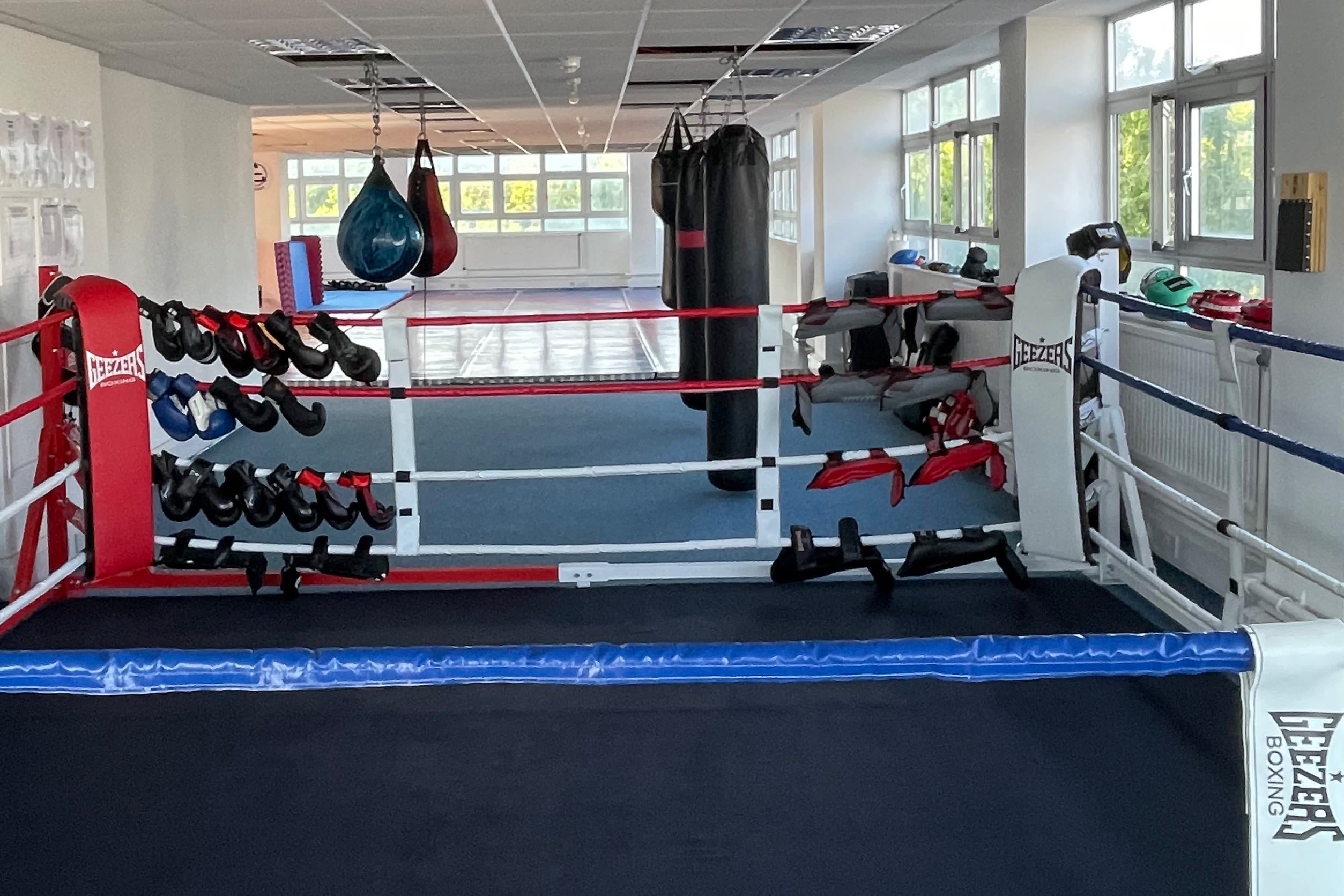 Efittest Fight and Fitness Centre: Read Reviews and Book Classes