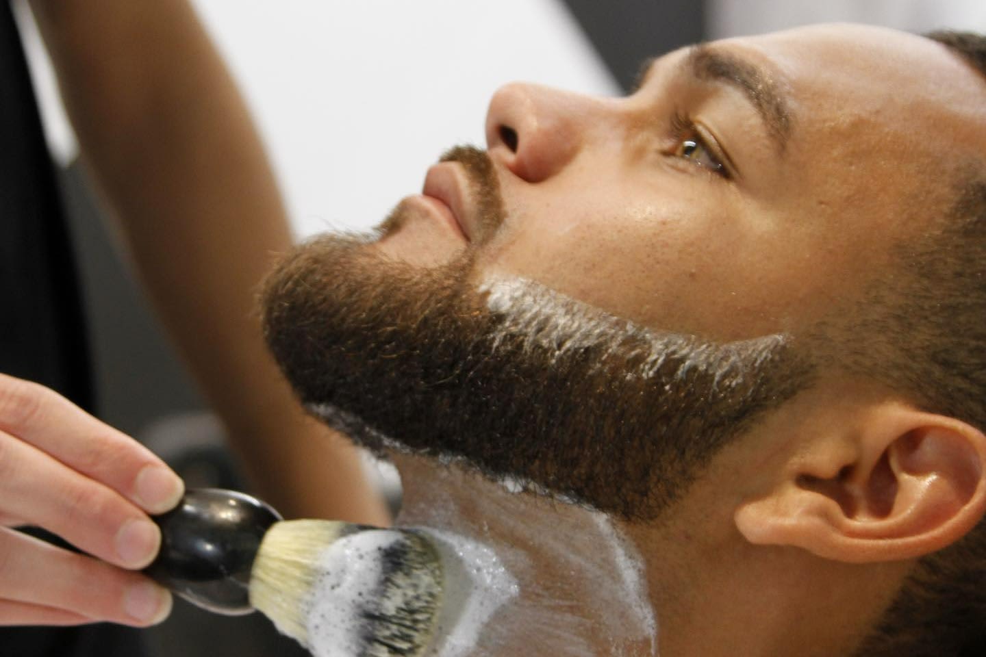 Haircut + Express Beard Trim em Cutbox Clerkenwell Road lê