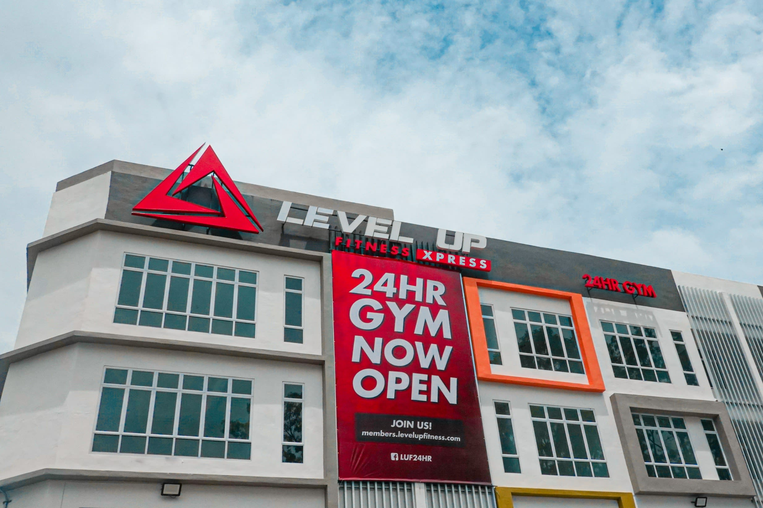 Level Up Fitness Xpress Tabuan Jaya Level Up Fitness Xpress Tabuan Jaya