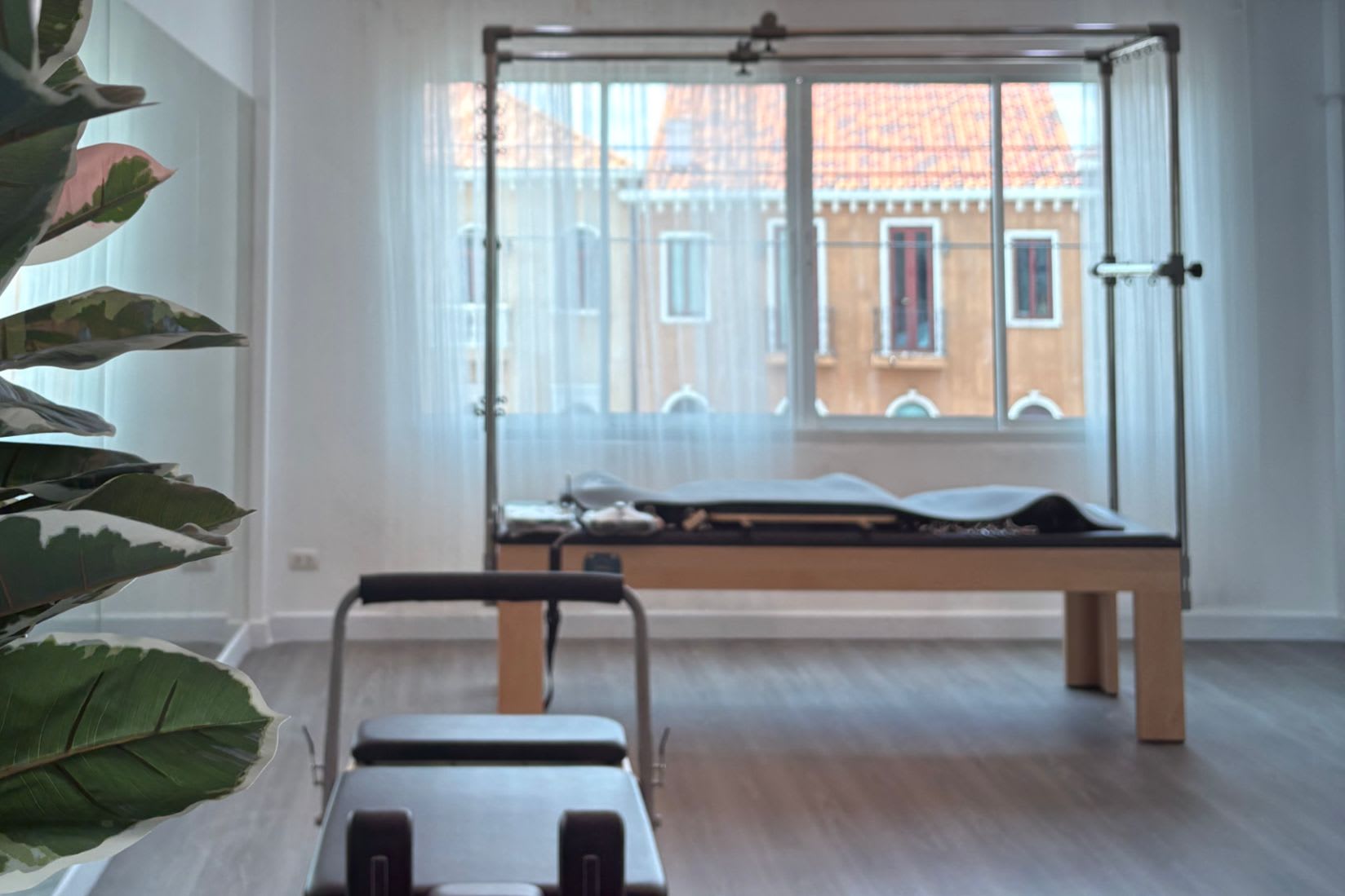 Privet Lessen Studio Solara - Private Class: Lees recensies en boek lessen met ClassPass