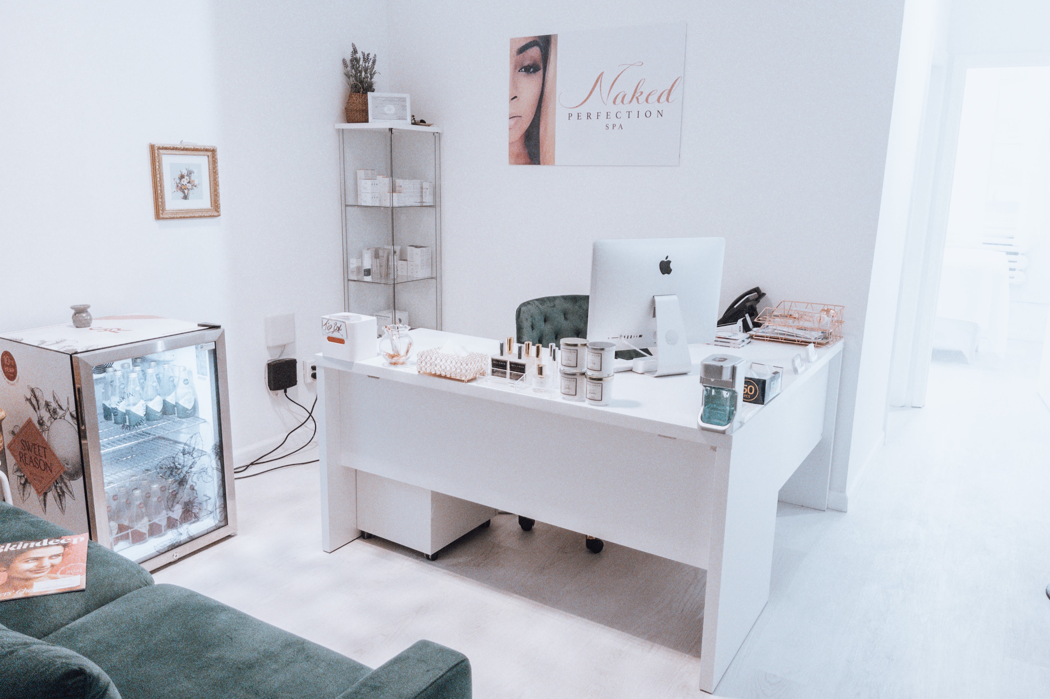Book an Appointment – Naked Floors