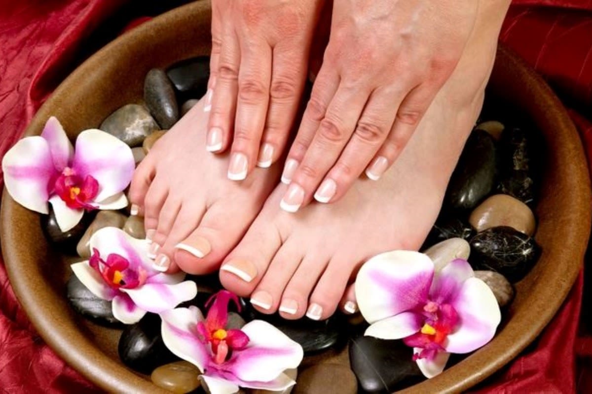 French Nails & Tan Read Reviews and Book Classes on ClassPass