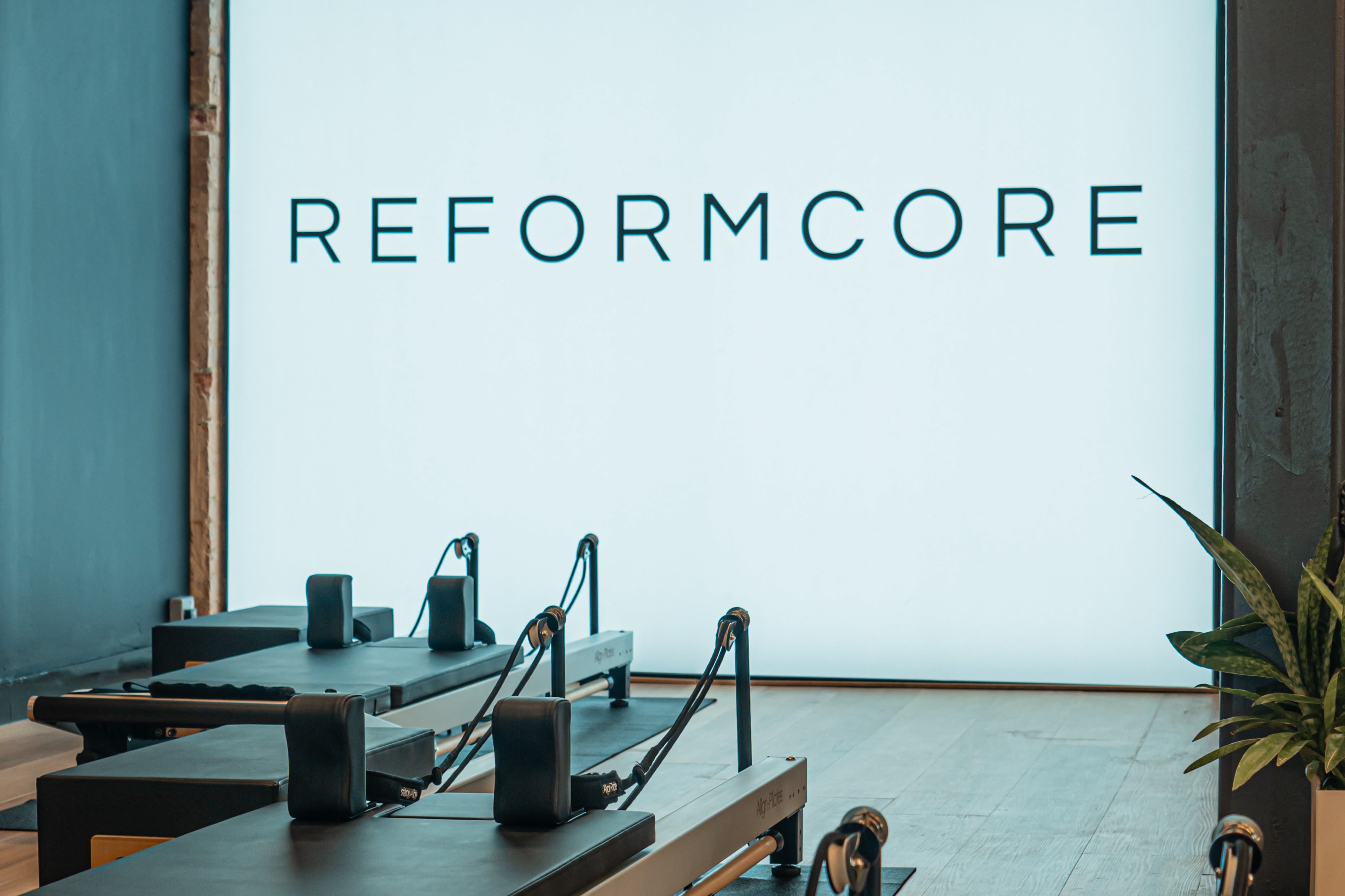 Reformcore - Reformer Pilate Classes London