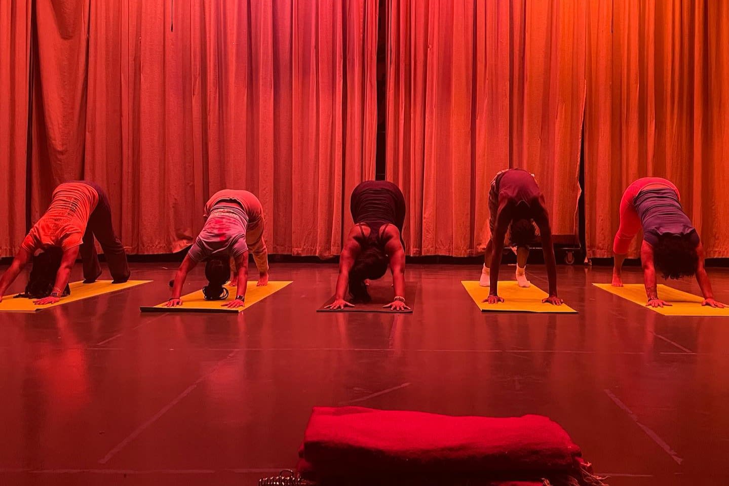 Sōl City Yoga Read Reviews and Book Classes on ClassPass