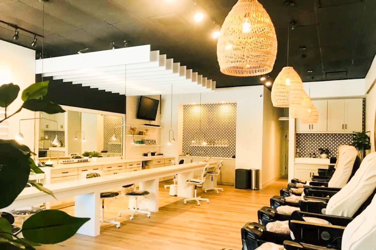 kitchen nail bar - blossom hill