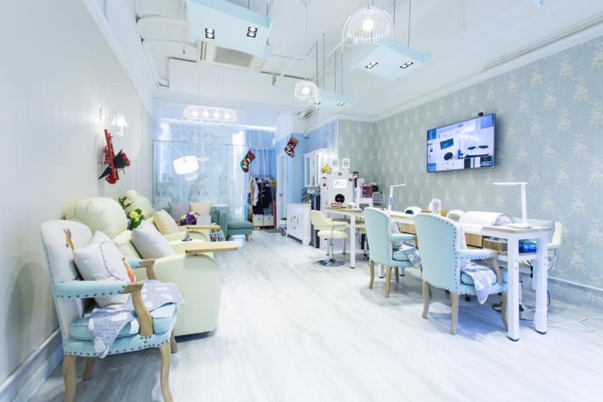 Health Supreme Club Wellness Read Reviews and Book Classes on ClassPass