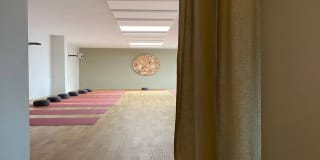 Green Yoga - Prenzlauer Berg: Read Reviews and Book Classes on