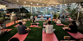 Yoga Shoot: Mel @ Tiong Bahru Park